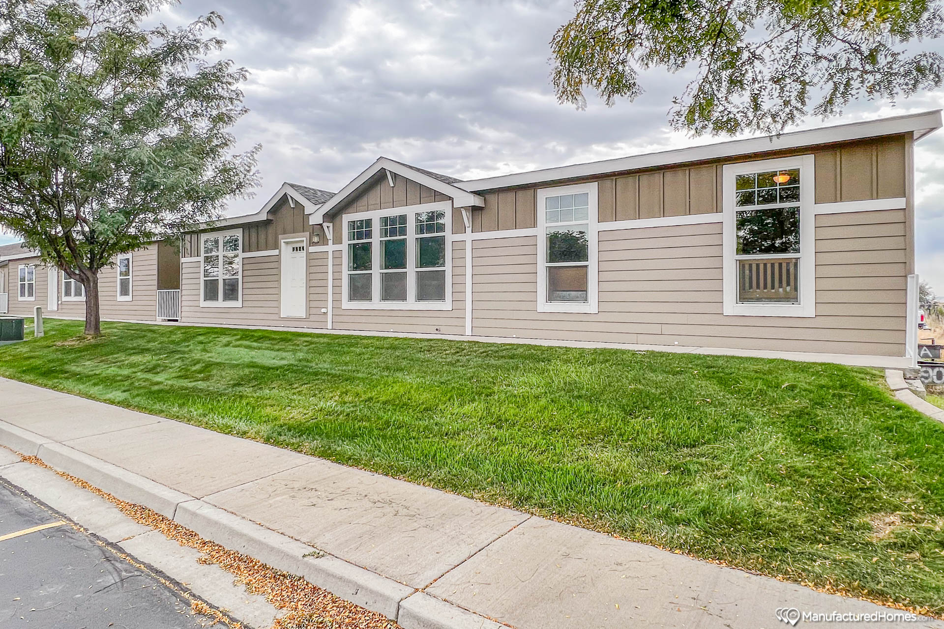 Hidden Valley Estates HV6623Mxl by Champion Homes